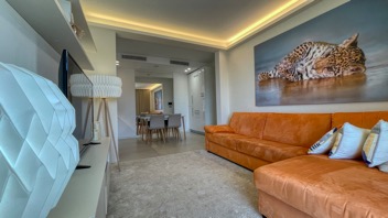 2 bedrooms with large terrace. 10