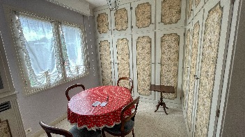 Appartement 3 pièces à rénover avec terrasse et vue mer partielle au Cap Martin 8