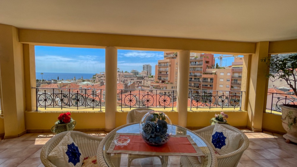 Appartamento d'angolo con 3 camere da letto a Beausoleil, vicino a Monaco