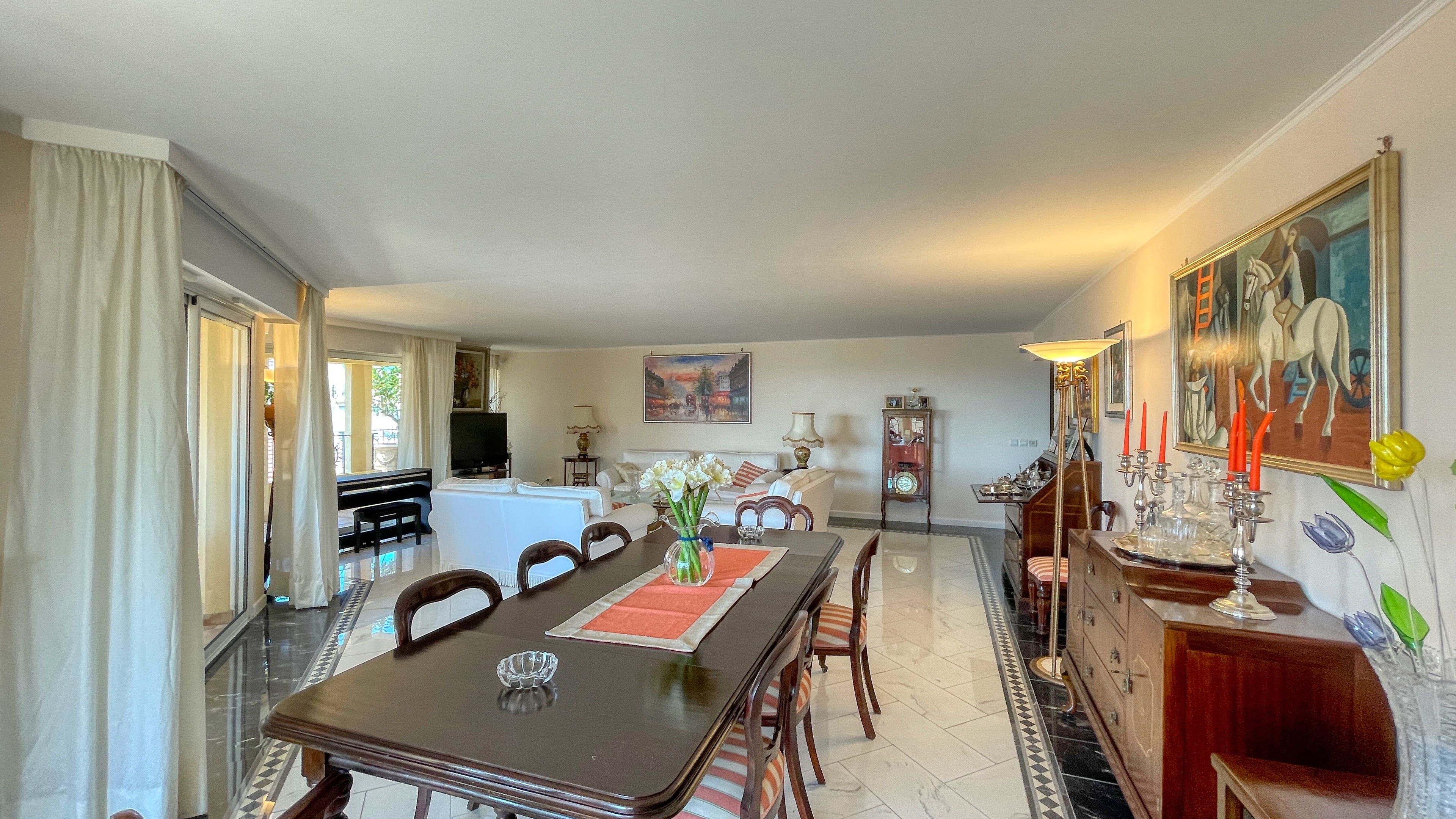 Appartement d'angle de 3 chambres à Beausoleil, proche de Monaco 24