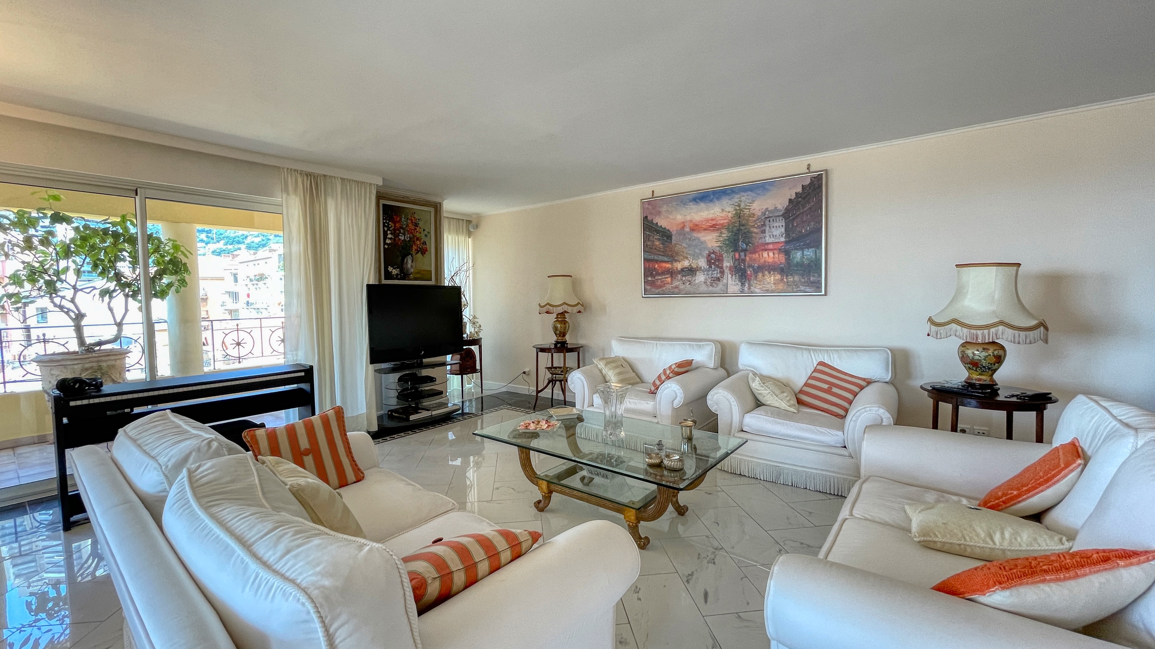 Appartement d'angle de 3 chambres à Beausoleil, proche de Monaco 23