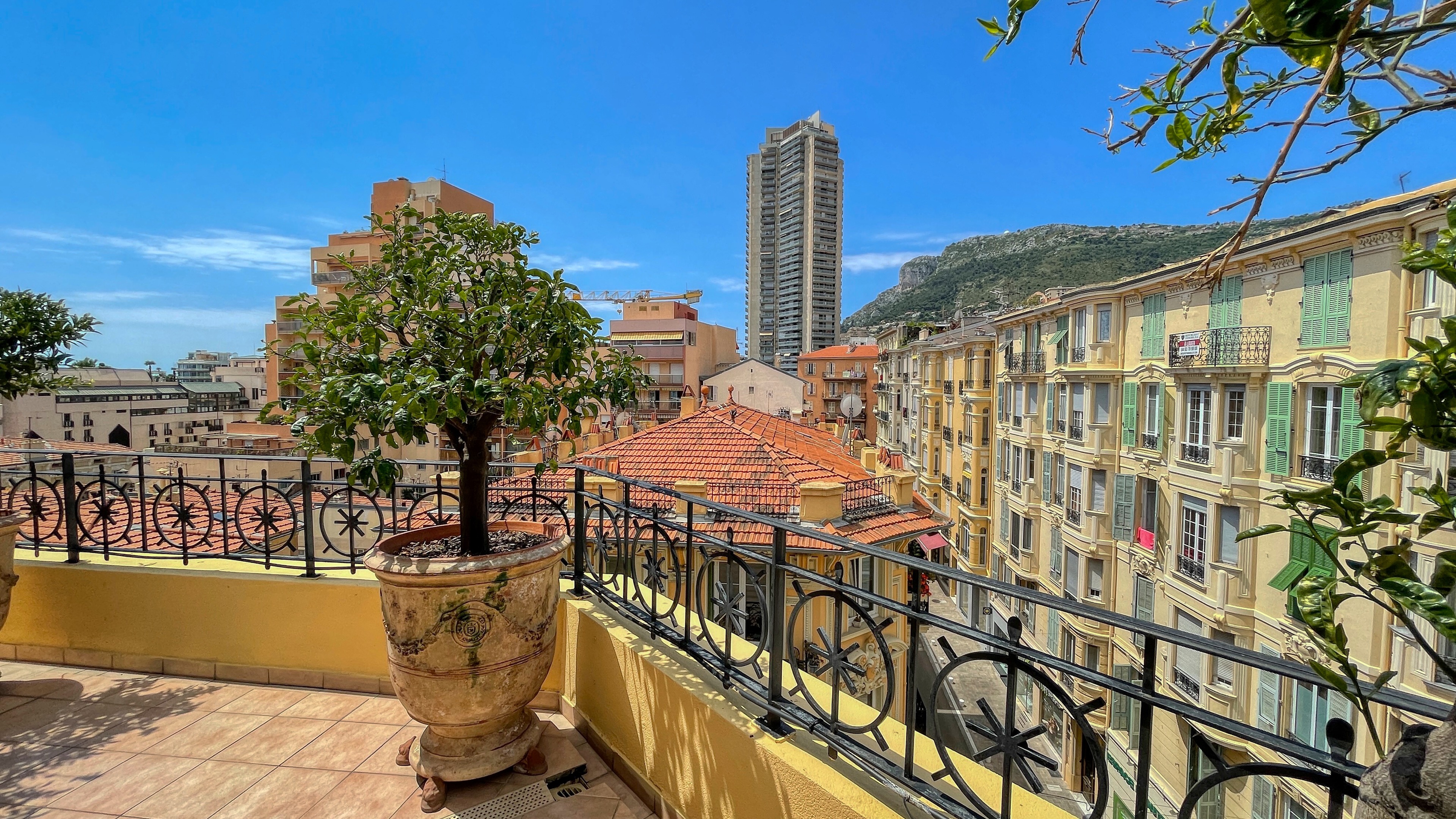Appartement d'angle de 3 chambres à Beausoleil, proche de Monaco 17