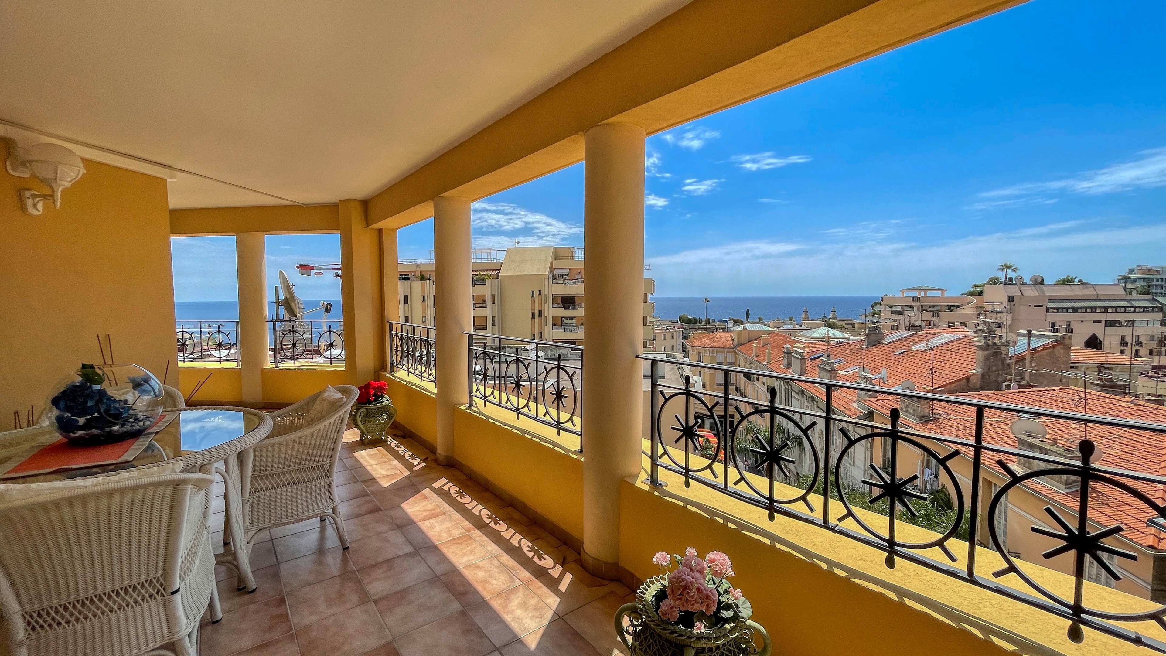 Appartement d'angle de 3 chambres à Beausoleil, proche de Monaco 13