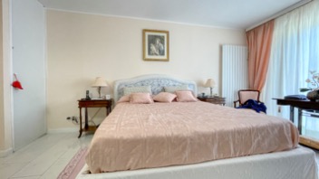 Appartement d'angle de 3 chambres à Beausoleil, proche de Monaco 4