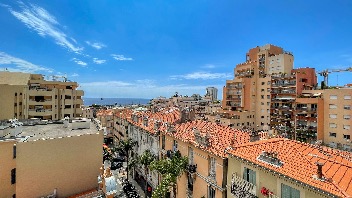 Appartement d'angle de 3 chambres à Beausoleil, proche de Monaco 9