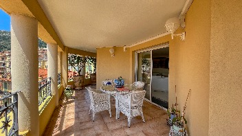 Appartement d'angle de 3 chambres à Beausoleil, proche de Monaco 12