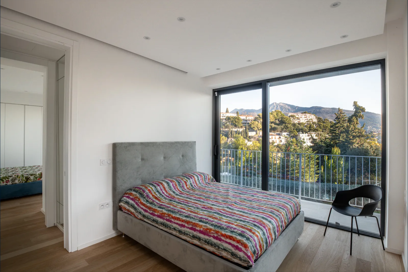 Villa familiale de 284m² avec piscine et grand jardin de 2000m² - Roquebrune-Cap-Martin 6