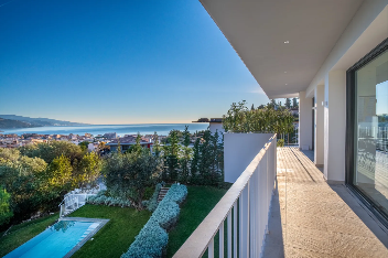 Villa familiale de 284m² avec piscine et grand jardin de 2000m² - Roquebrune-Cap-Martin 10