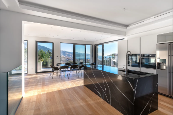 Villa familiale de 284m² avec piscine et grand jardin de 2000m² - Roquebrune-Cap-Martin 3