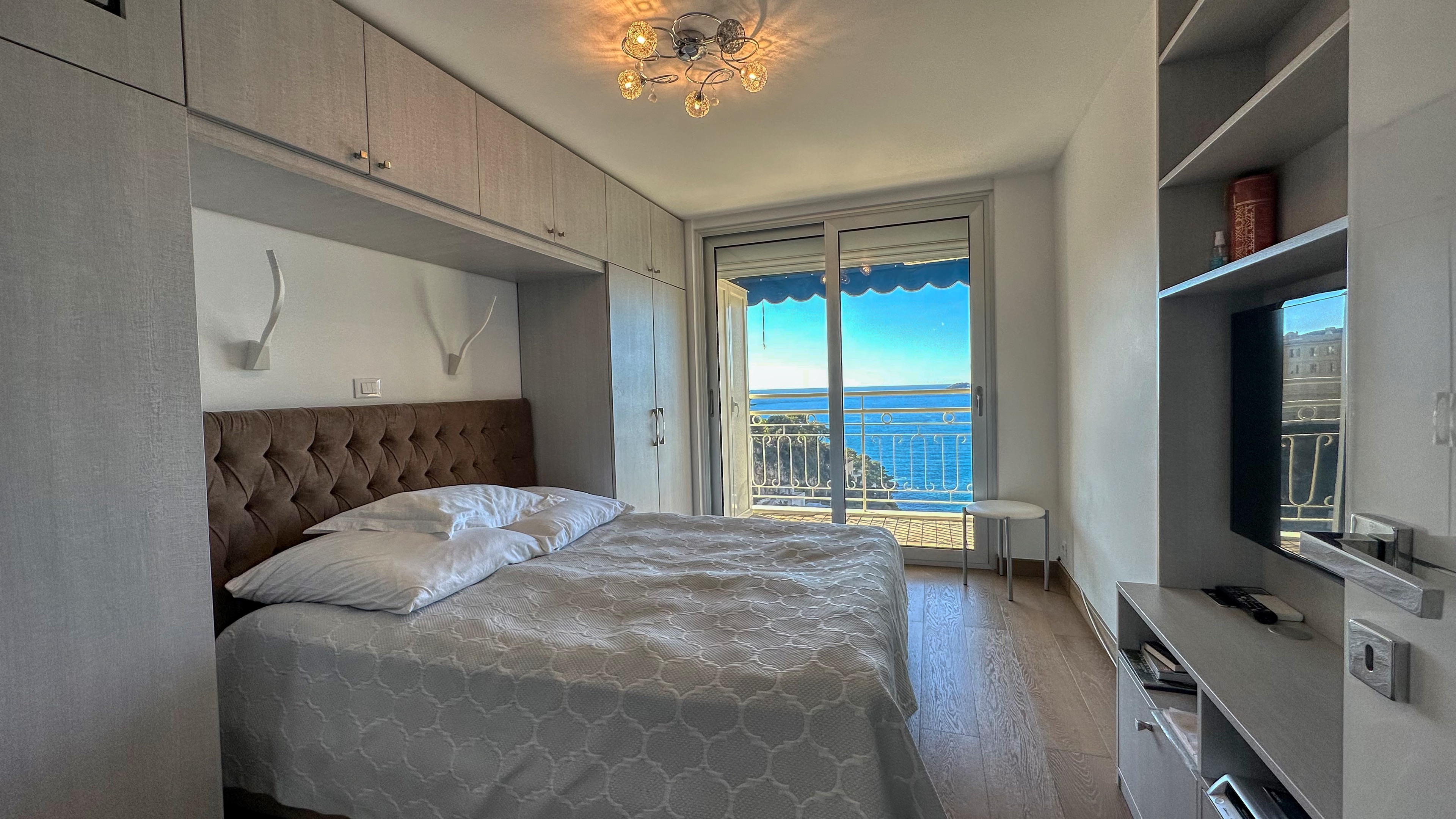 4 bedroom apartment cap d'ail 4