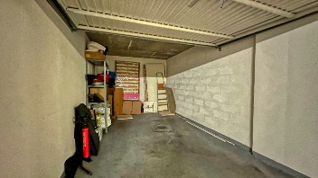 3 Pièces avec garage et piscine 18