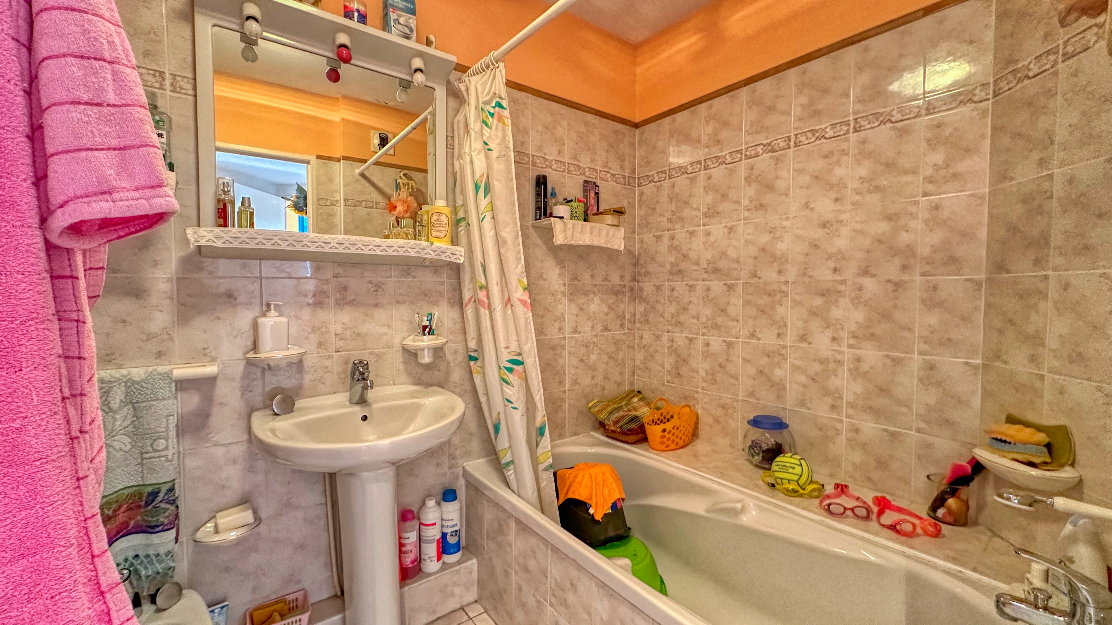 Bilocale con terrazza, piscina e parcheggio privato a Beausoleil	 10
