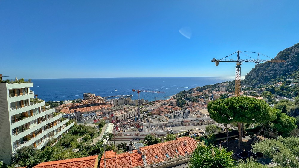 Trilocale con terrazza di 80m² alla periferia di Monaco