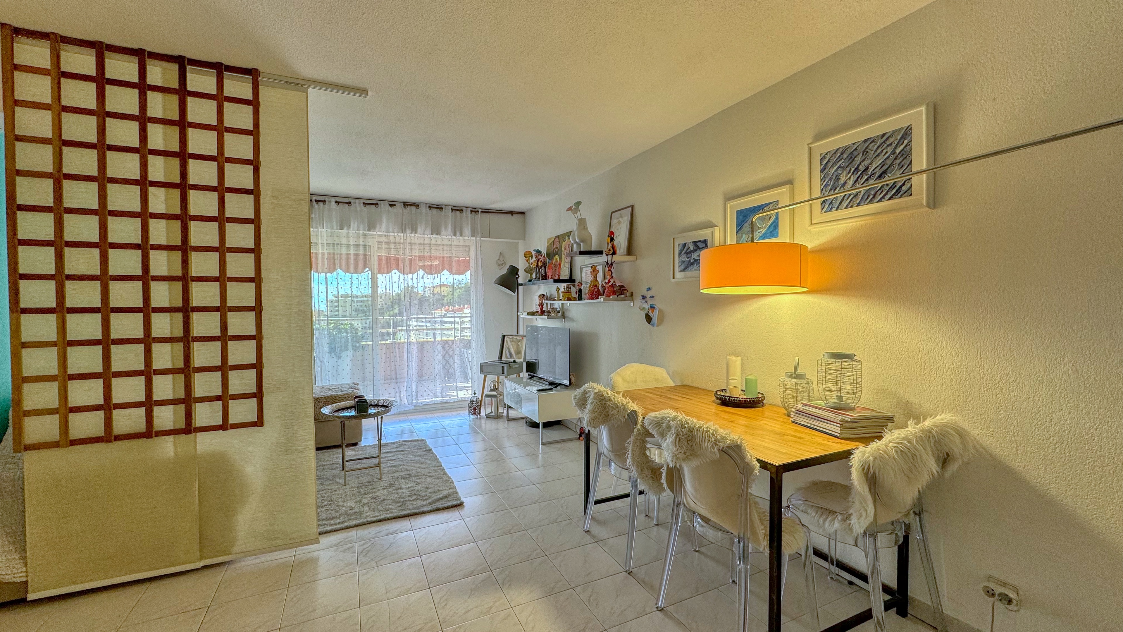 Appartement 2 Pièces avec Vue Mer à Beausoleil – Investissement Locatif Rentable 4