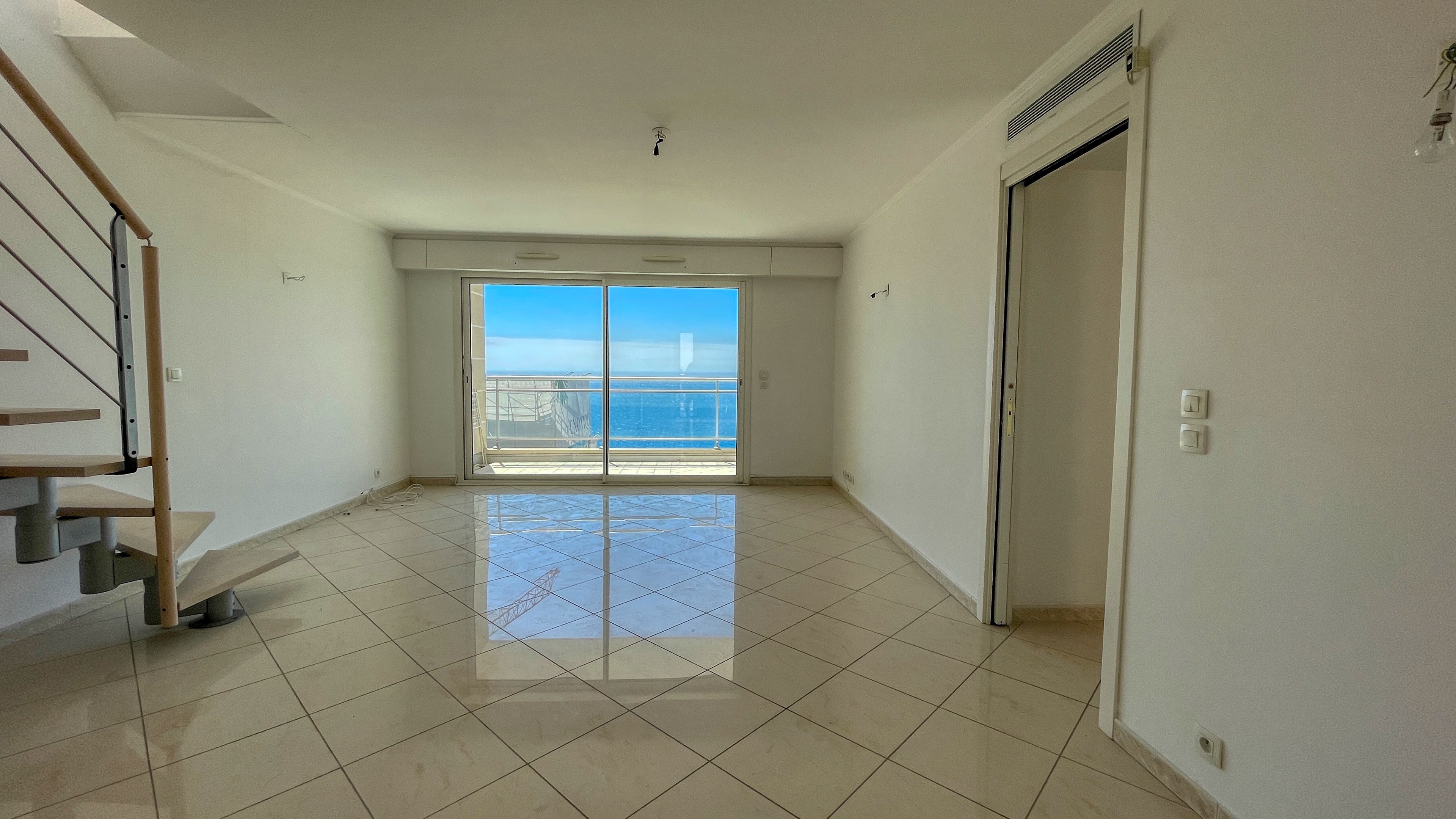 Appartement 3 pièces avec terrasse vue mer à Cap d'Ail, près de Monaco 6