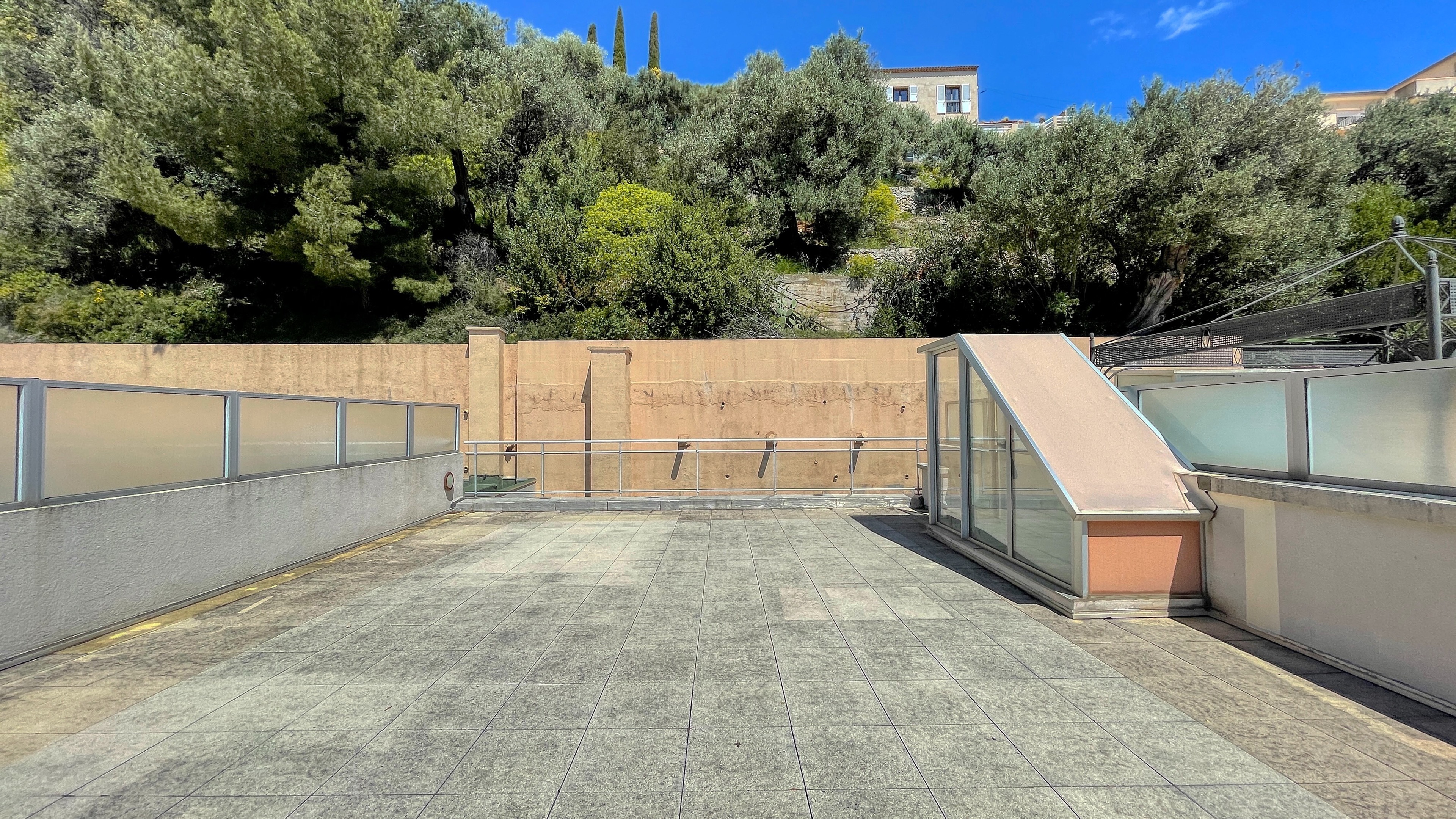 Appartement 3 pièces avec terrasse vue mer à Cap d'Ail, près de Monaco 16