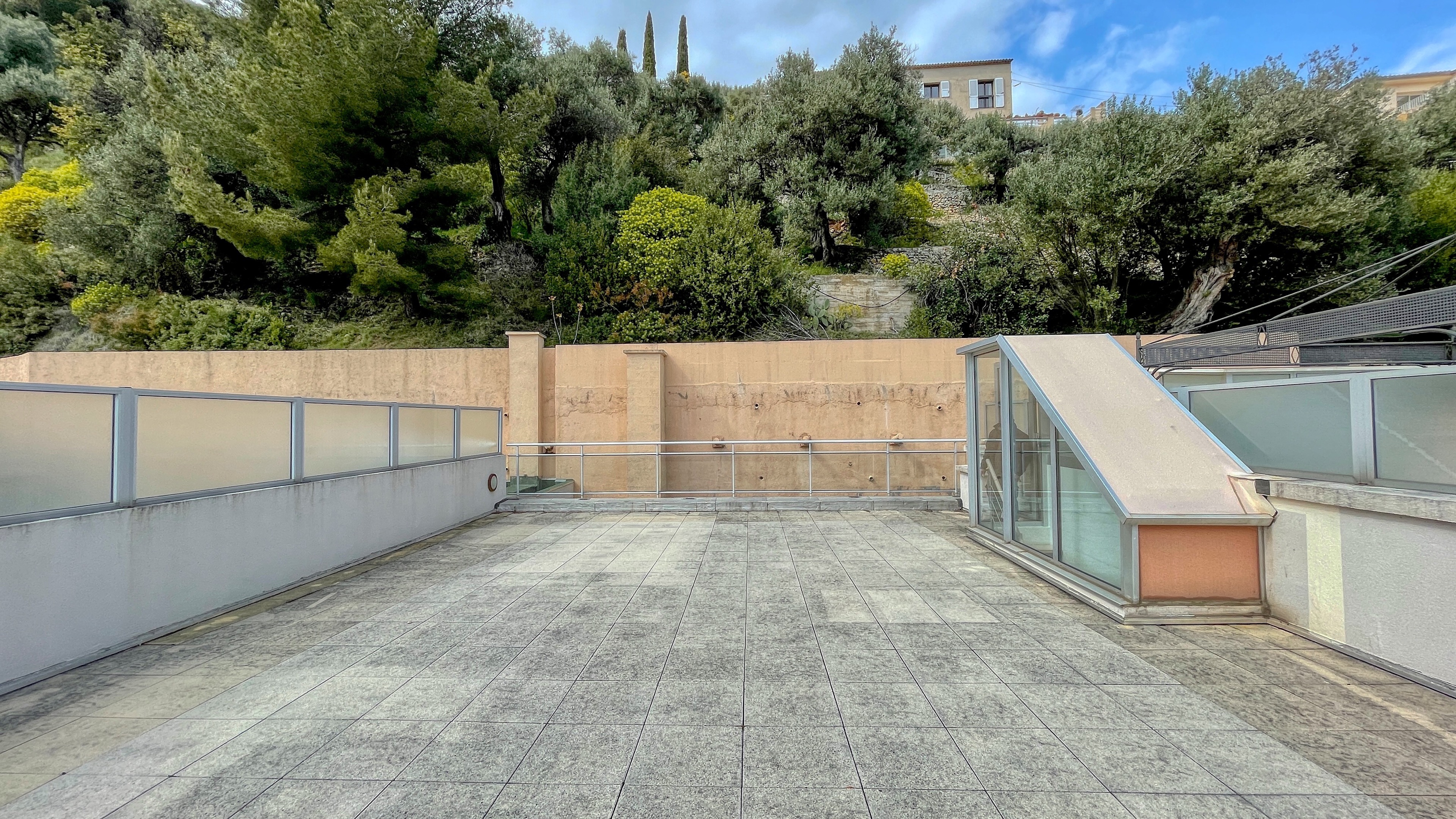 Appartement 3 pièces avec terrasse vue mer à Cap d'Ail, près de Monaco 13
