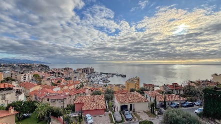 At Monaco’s doorstep – Sea-view two-bedroom apartment with balcony and storage 1