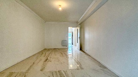 At Monaco’s doorstep – Sea-view two-bedroom apartment with balcony and storage 10