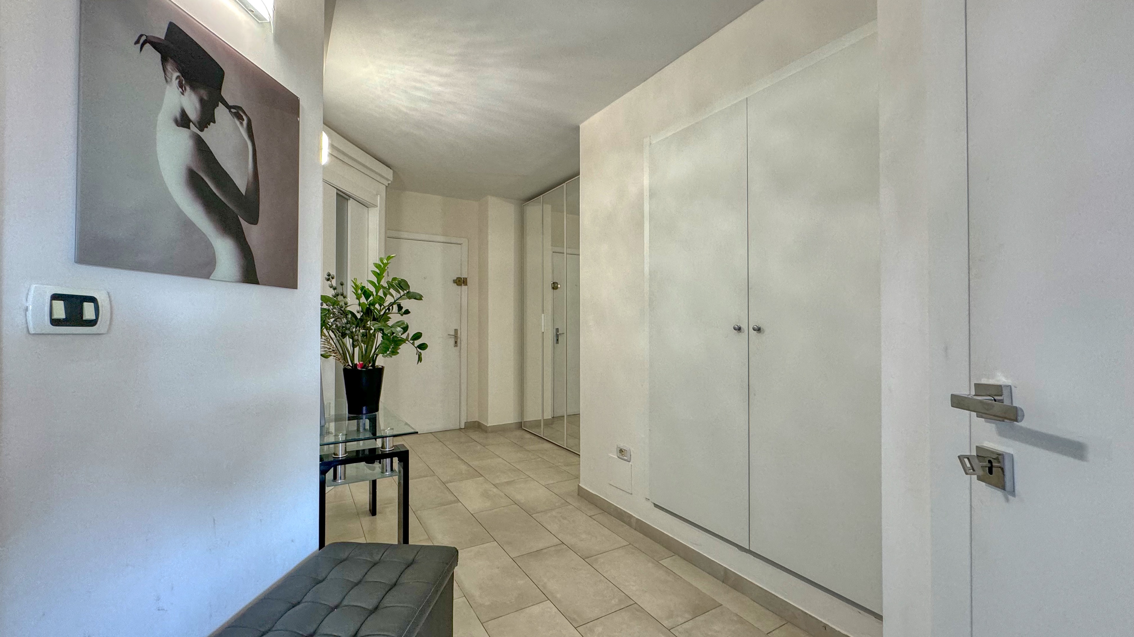 Appartement 1 chambre avec terrasse de 50m² à vendre derrière la Place des Moulins, Monaco 9
