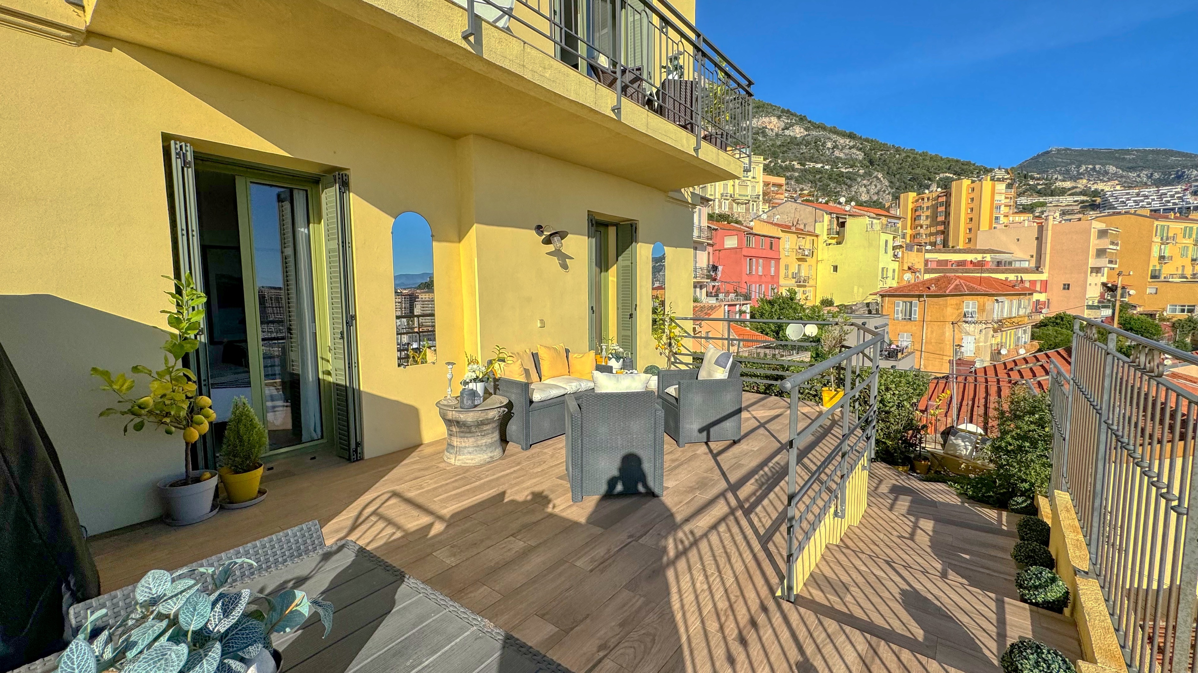 Beautiful semi-detached house in Cap D'Ail with panoramic views and garage 28