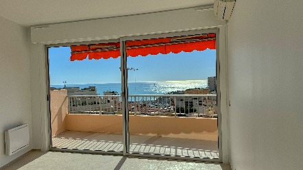 Appartement 4 pièces rénové avec vue mer à quelques pas de Monaco – 110m², terrasses, cave, garage 13