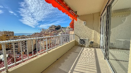 Appartement 4 pièces rénové avec vue mer à quelques pas de Monaco – 110m², terrasses, cave, garage 2