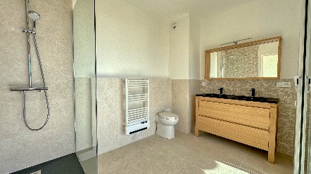 Appartement 4 pièces rénové avec vue mer à quelques pas de Monaco – 110m², terrasses, cave, garage 8