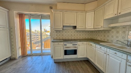 Appartement à rénover de 104m² au cœur de Menton, avec grand potentiel 7