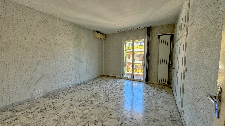 Appartement à rénover de 104m² au cœur de Menton, avec grand potentiel 10