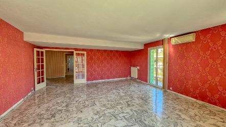 Appartement à rénover de 104m² au cœur de Menton, avec grand potentiel 5