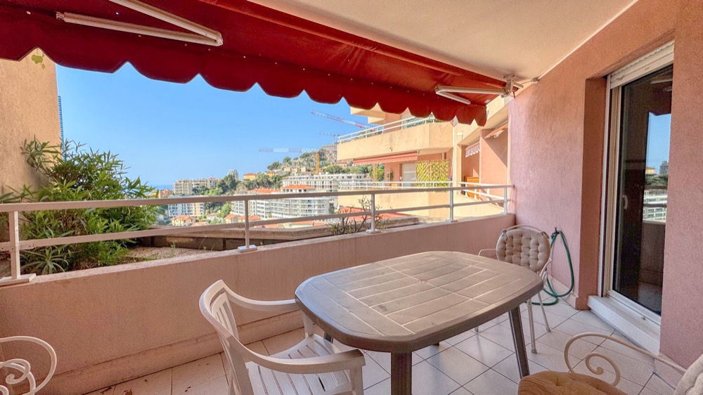 Bilocale con terrazza, piscina e parcheggio – Residenza esclusiva a Beausoleil
