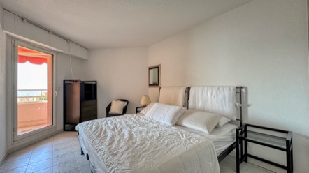 Bilocale con terrazza, piscina e parcheggio – Residenza esclusiva a Beausoleil 10