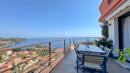 3-комнатная квартира с видом на море в Рокбрюн-Кап-Мартен - терраса 39 м², частный солярий, бассейн, парковка 3