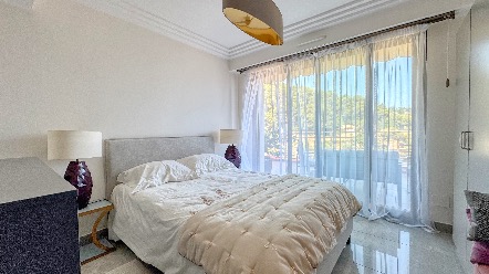 3-комнатная квартира с видом на море в Рокбрюн-Кап-Мартен - терраса 39 м², частный солярий, бассейн, парковка 11