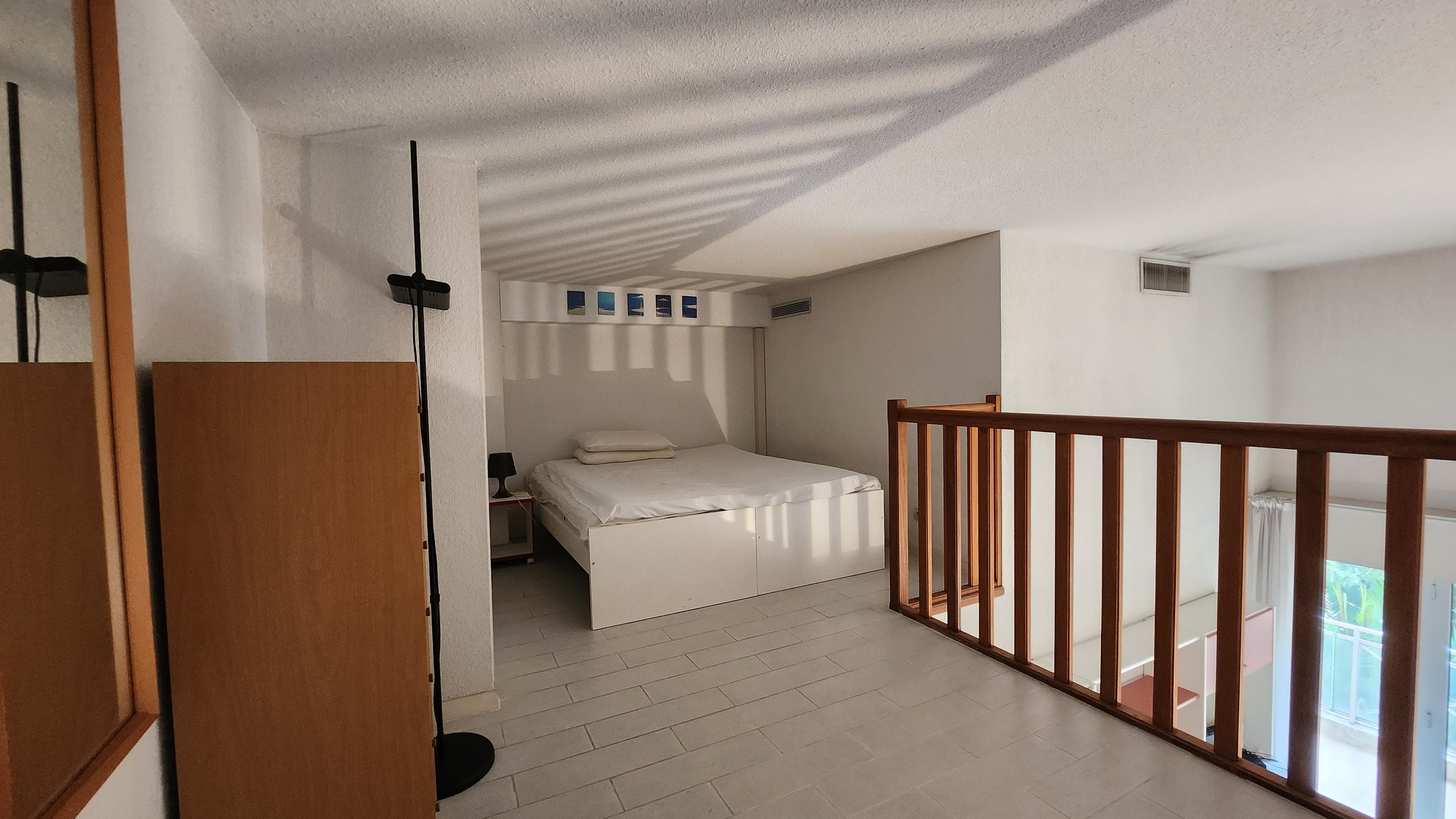 Appartement 3 pièces avec balcon et mezzanine, proche des plages à Cannes 7