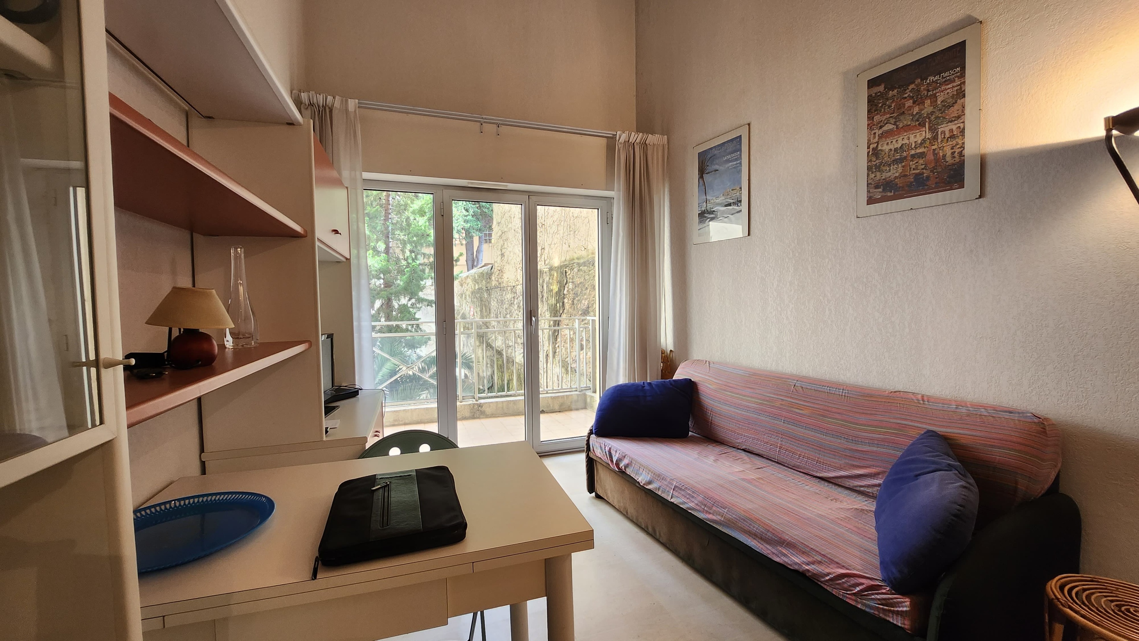 Appartement 3 pièces avec balcon et mezzanine, proche des plages à Cannes 3