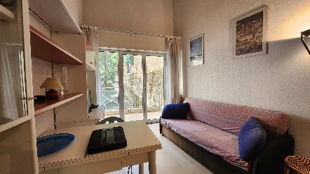 Appartement 3 pièces avec balcon et mezzanine, proche des plages à Cannes 3