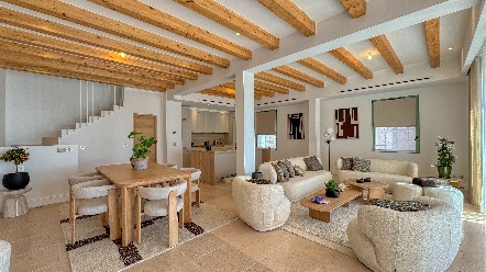 Villa rénovée de 131m² avec vue mer, terrasses et dépendance - Roquebrune-Cap-Martin 10