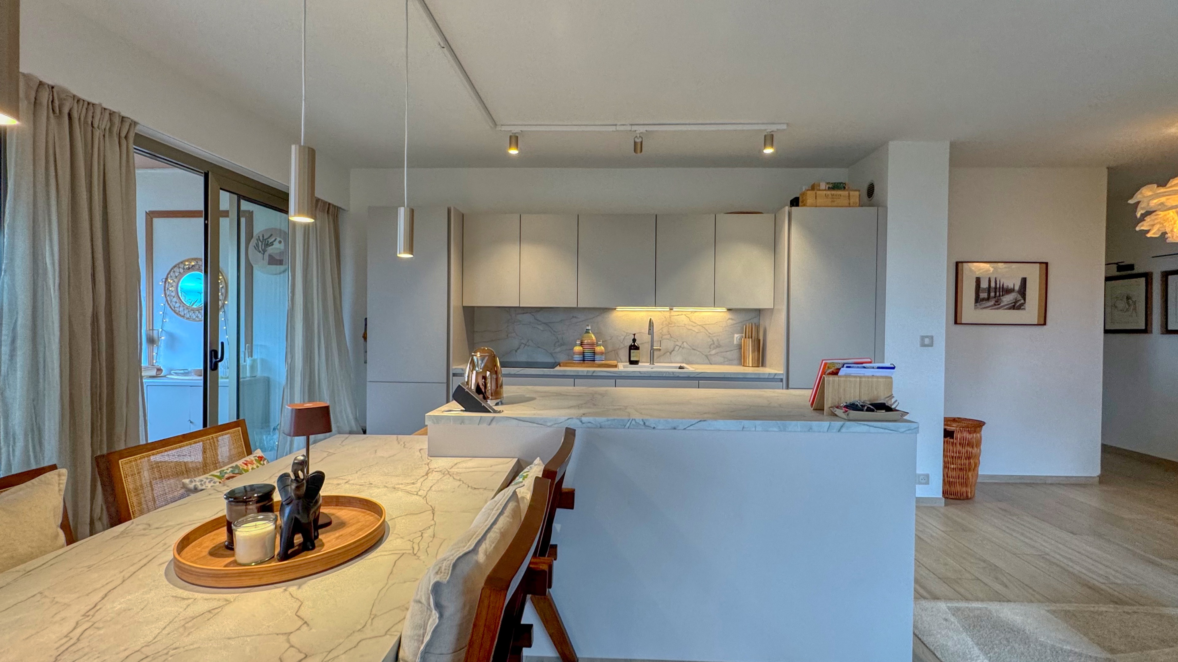 Appartement 2 pièces rénové avec terrasse et aperçu mer à Roquebrune Cap Martin, proche Monaco 6