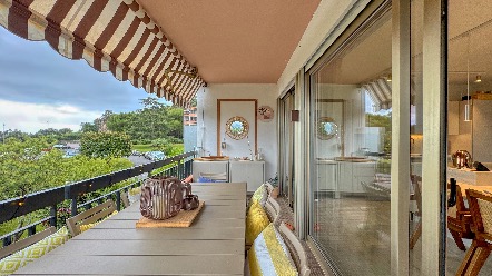 Appartement 2 pièces rénové avec terrasse et aperçu mer à Roquebrune Cap Martin, proche Monaco 2