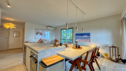 Appartement 2 pièces rénové avec terrasse et aperçu mer à Roquebrune Cap Martin, proche Monaco 9