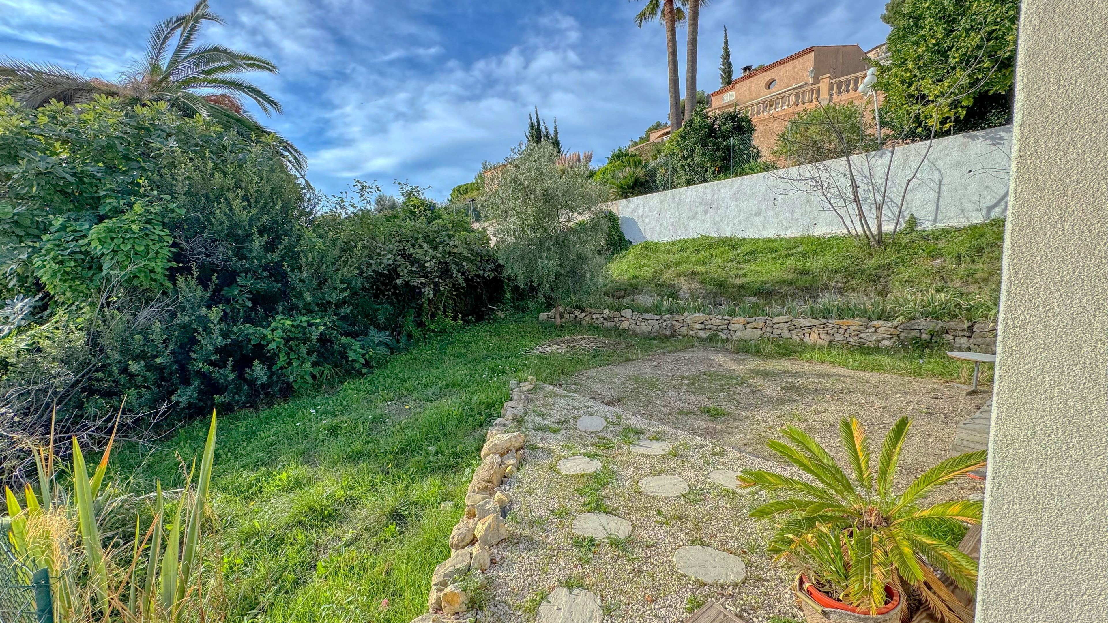 Maison avec vue mer à Roquebrune Cap Martin – Opportunité rare 4