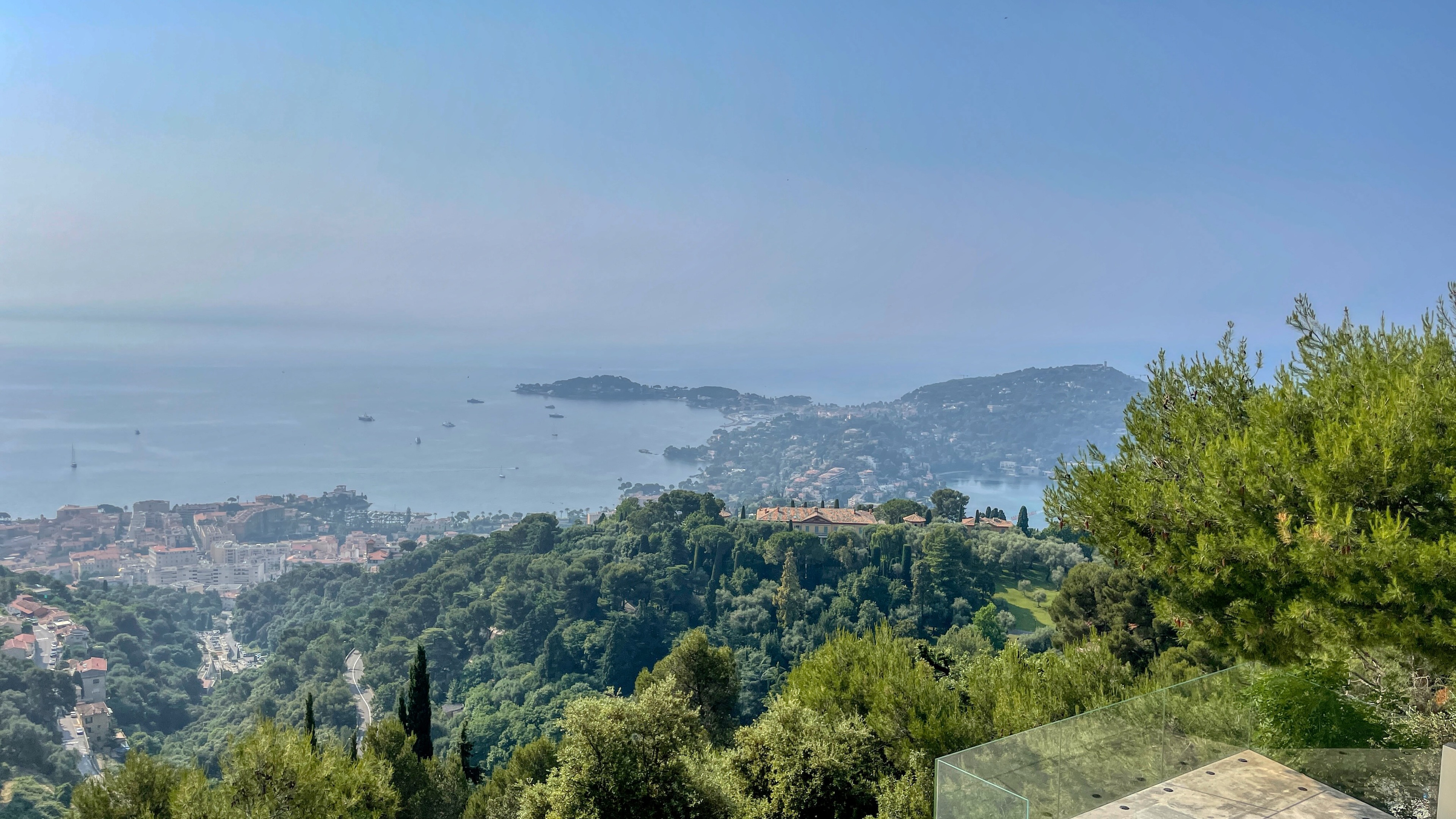 Villa di lusso a Villefranche-sur-Mer: un gioiello contemporaneo con vista mozzafiato sul mare 36
