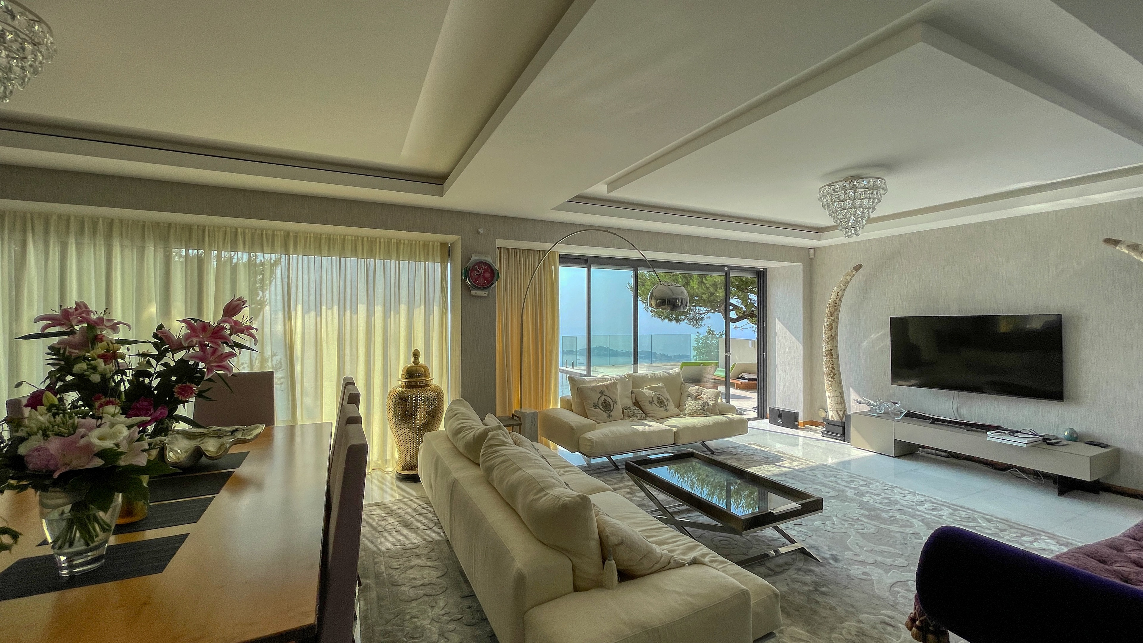 Villa di lusso a Villefranche-sur-Mer: un gioiello contemporaneo con vista mozzafiato sul mare 11