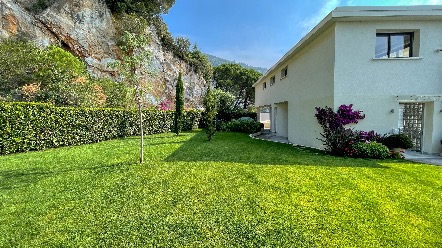 Villa di lusso a Villefranche-sur-Mer: un gioiello contemporaneo con vista mozzafiato sul mare 35