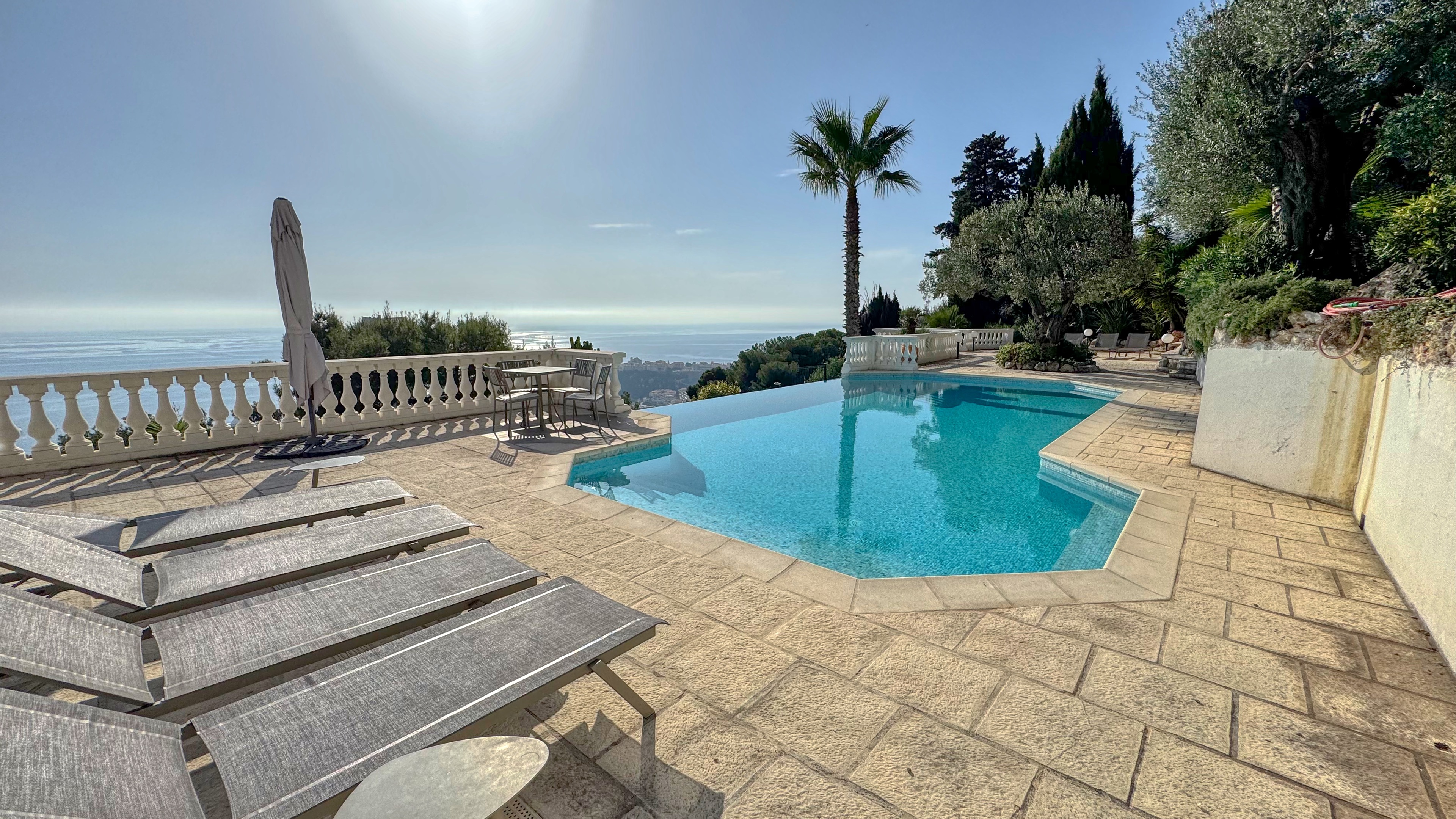Duplex de luxe de 150m² à quelques pas de Monte-Carlo avec vue mer et terrasse 21
