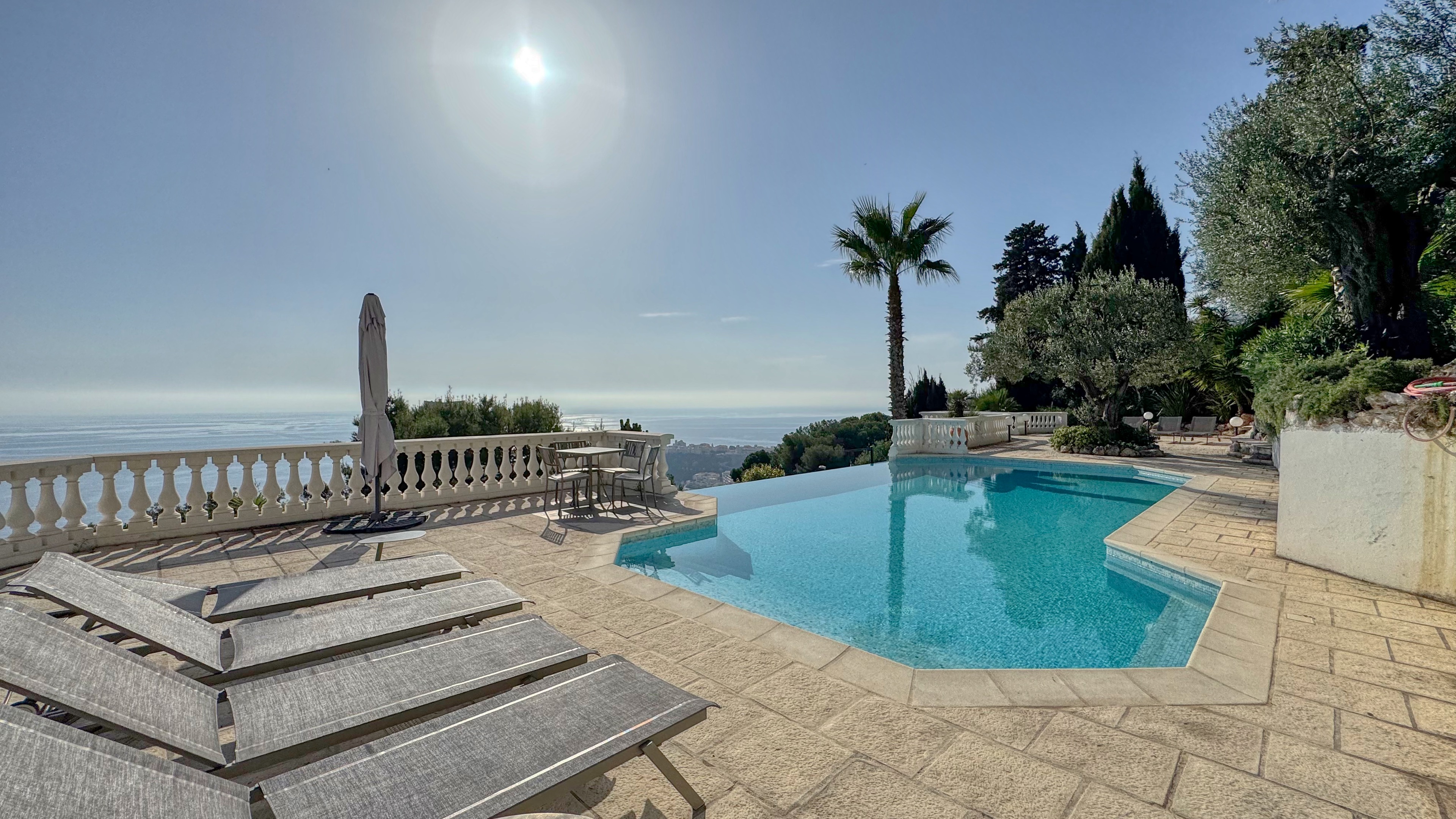 Duplex de luxe de 150m² à quelques pas de Monte-Carlo avec vue mer et terrasse 22