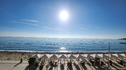 Appartement 2 pièces face à la mer avec terrasse et garage à Menton 1