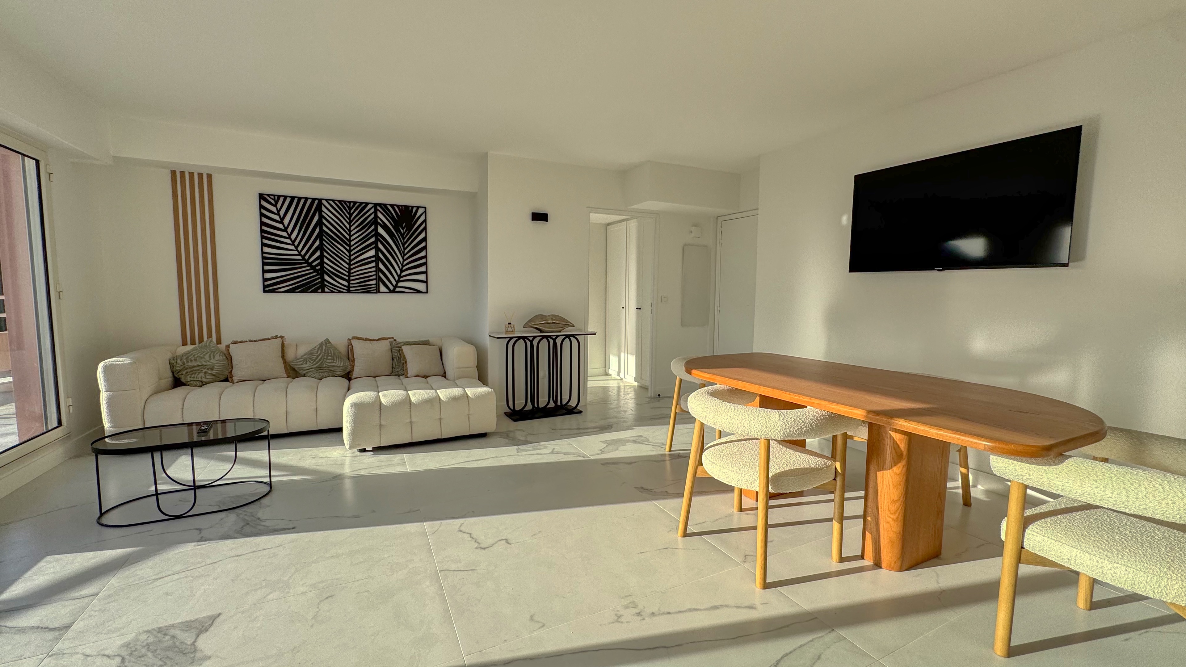 Appartement de Luxe 3 Pièces avec Vue Mer Panoramique, Terrasse de 25m² et Prestations Haut de Gamme 4